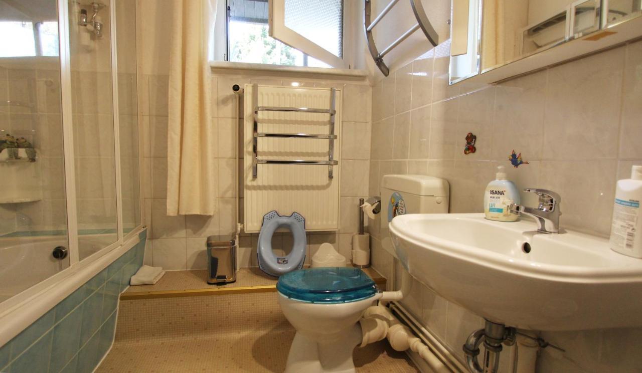 Kröpelin Ferienwohnung Familienwohnung מראה חיצוני תמונה